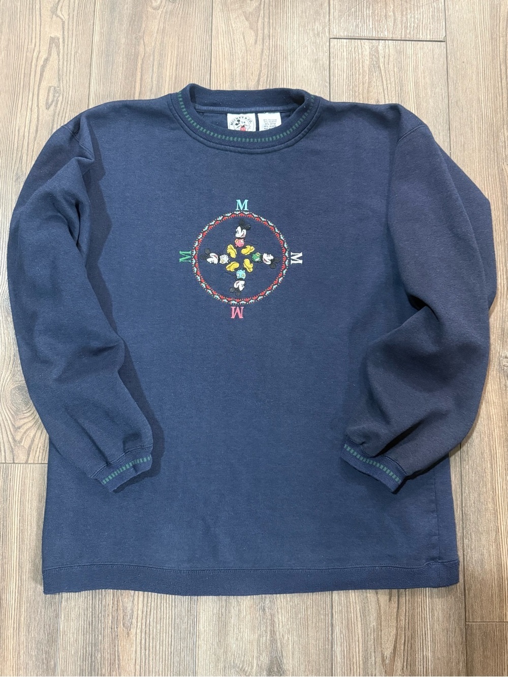 Vintage Mickey & Co Sweatshirt Compass Embroidered Disney 90s Unisex Men’s Large